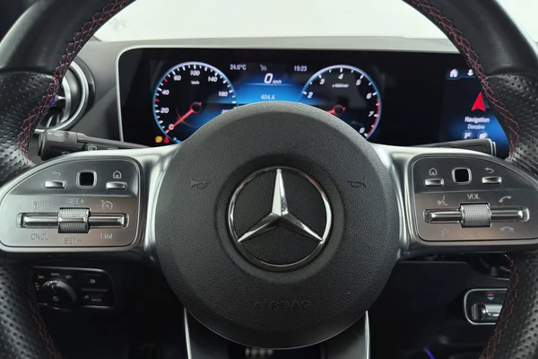 Mercedes-Benz B-Class (W247) (2019) — foto 16 van 33