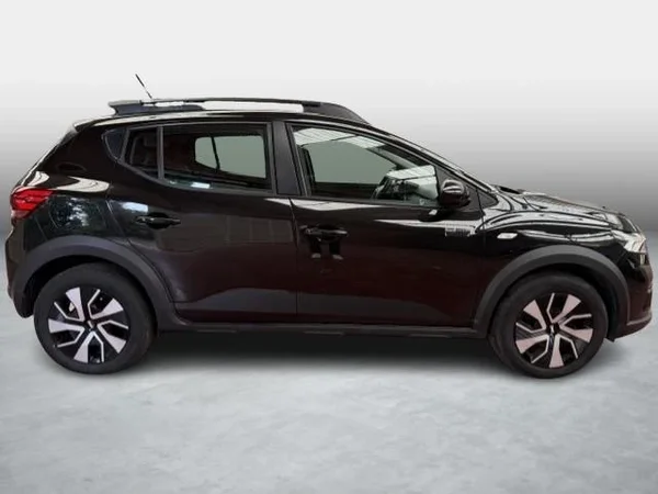 Dacia Sandero Stepway (2025) — foto 12 van 17