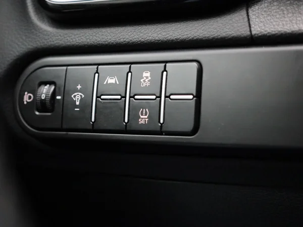 Kia cee'd (2023) — foto 15 van 41