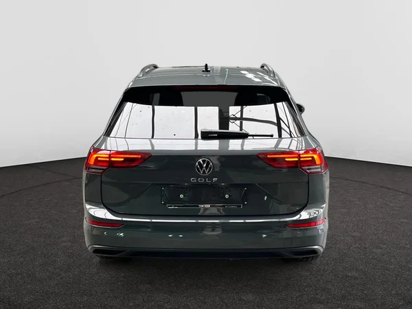 VOLKSWAGEN Golf VIII SW (2024) — foto 15 van 22