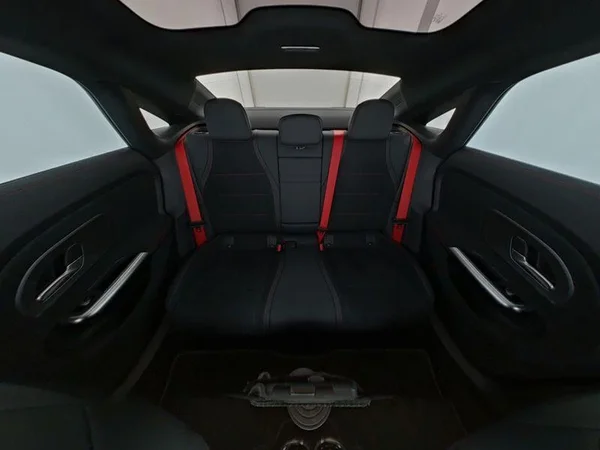 Mercedes-Benz CLA (2025) — foto 9 van 11