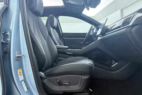 BYD Seal U PHEV (2026) — foto 19 van 21