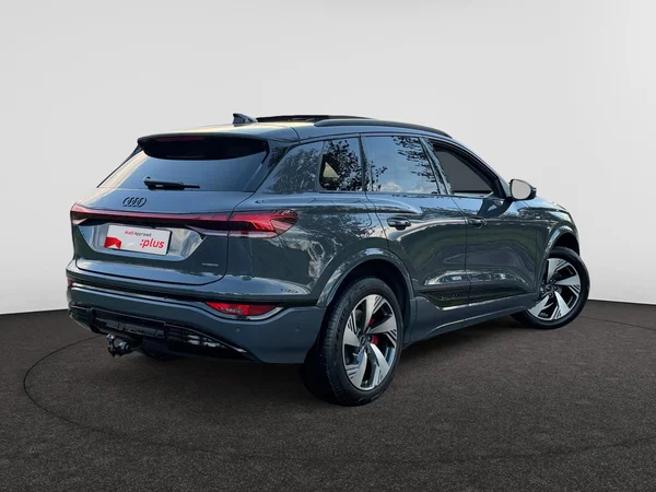 AUDI Q6 e-tron (2026) — foto 12 van 20