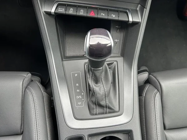 AUDI Q3 Sportback (2023) — foto 15 van 39