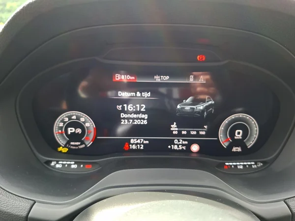 AUDI Q2 (2025) — foto 6 van 24