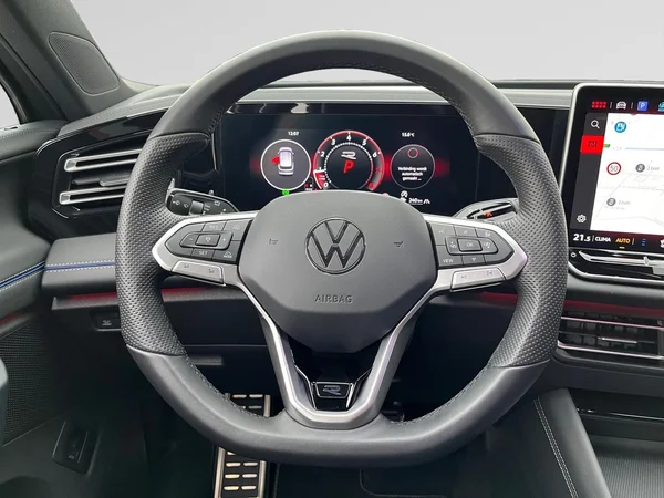 VOLKSWAGEN Tiguan (2025) — foto 3 van 18