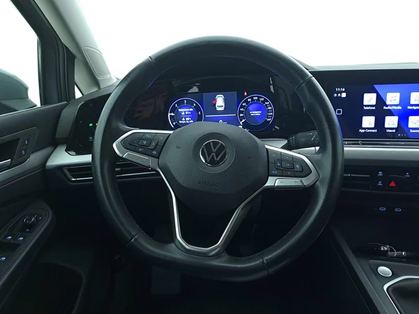 Volkswagen Golf VIII SW (2022) — foto 20 van 22