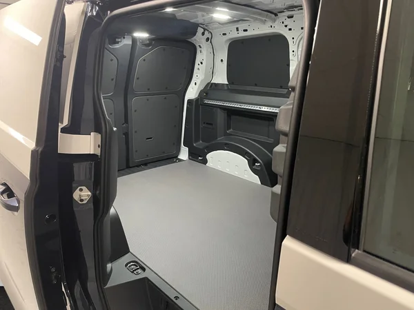 VOLKSWAGEN ID.Buzz (2025) — foto 12 van 13