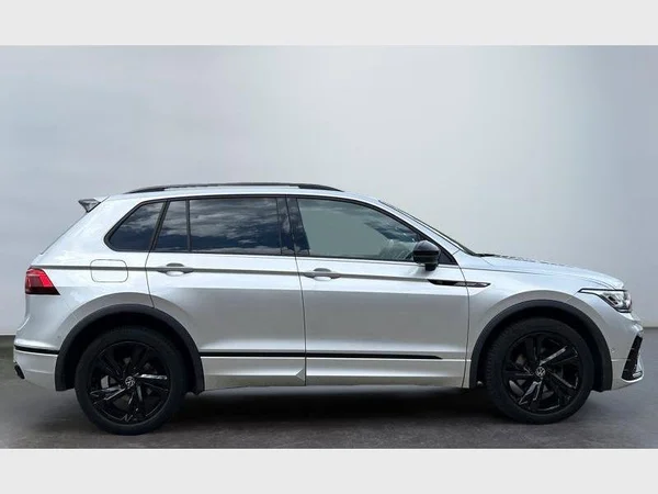 Volkswagen Tiguan (2023) — foto 23 van 39