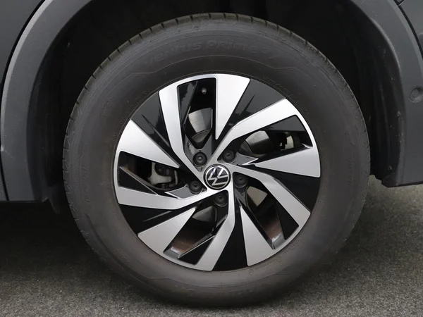 VOLKSWAGEN Tiguan eHybrid (PHEV) (2026) — foto 20 van 21