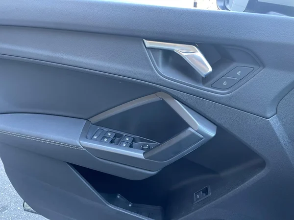 AUDI Q3 Sportback (2024) — foto 7 van 20