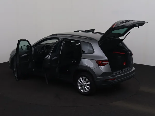 SKODA Karoq (2022) — foto 27 van 28