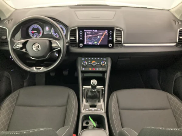SKODA Karoq Dsl (2021) — foto 10 van 36