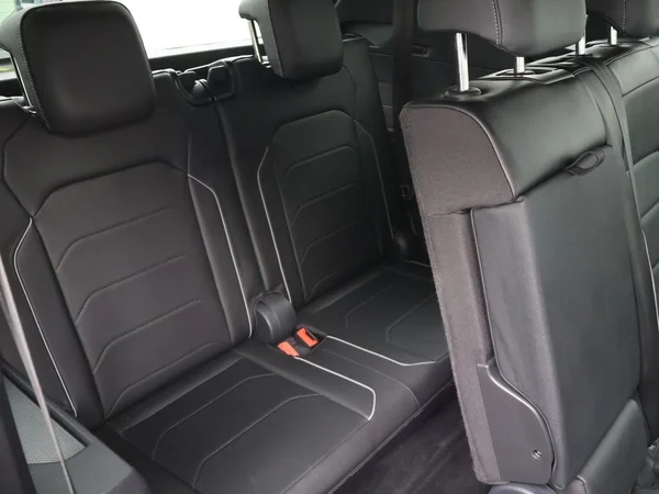 VOLKSWAGEN Tiguan Allspace (2024) — foto 35 van 35