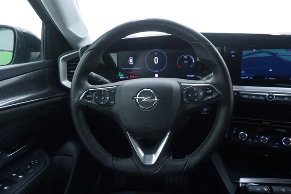 Opel E-Mokka (2021) — foto 6 van 21