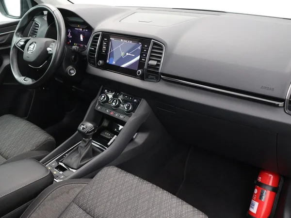 SKODA Karoq (2022) — foto 22 van 28