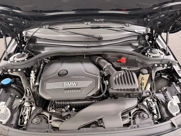 BMW 118 (2024) — foto 6 van 25