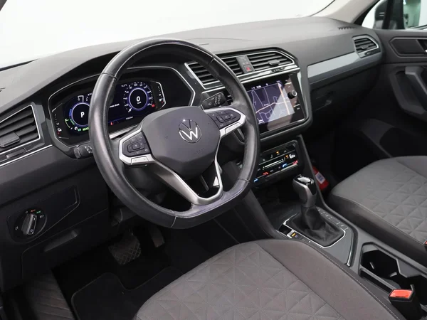 VOLKSWAGEN Tiguan eHybrid (PHEV) (2021) — foto 26 van 29