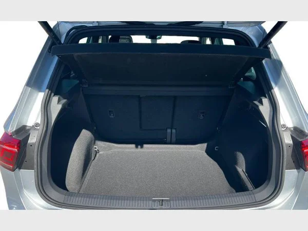 Volkswagen Tiguan (2023) — foto 7 van 21