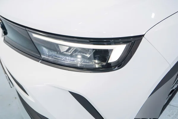 Opel Mokka (2022) — foto 46 van 46