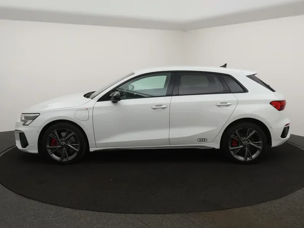 Audi A3 (2023) — foto 23 van 26