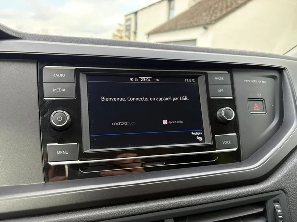 VOLKSWAGEN Polo (2024) — foto 11 van 19