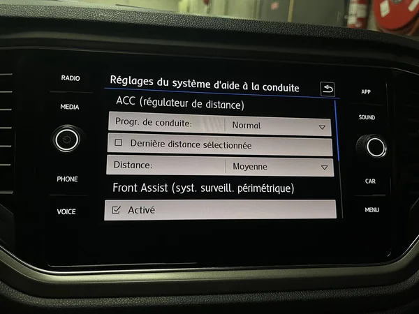VOLKSWAGEN T-Roc (2020) — foto 5 van 20