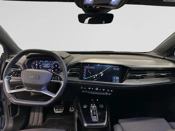 AUDI Q4 e-tron (2025) — foto 2 van 16