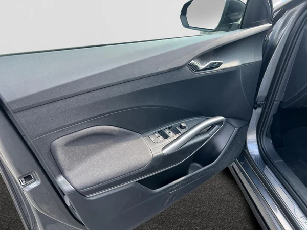 SKODA Fabia (2025) — foto 2 van 24
