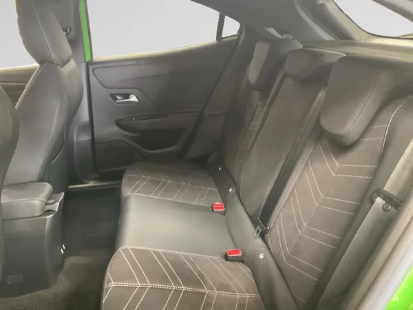 OPEL Mokka (2024) — foto 10 van 22