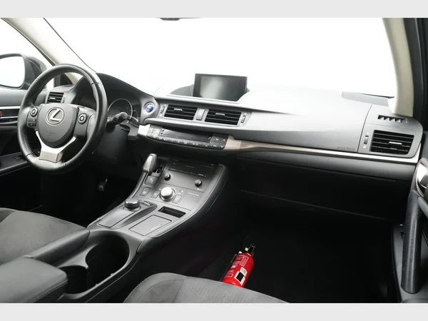 LEXUS CT 200h (2018) — foto 19 van 25
