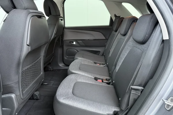 Citroen C4 Spacetourer (2020) — foto 16 van 17