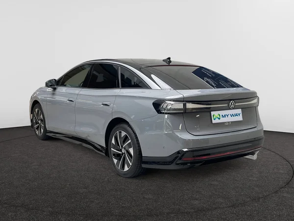VOLKSWAGEN ID.7 (2023) — foto 9 van 16