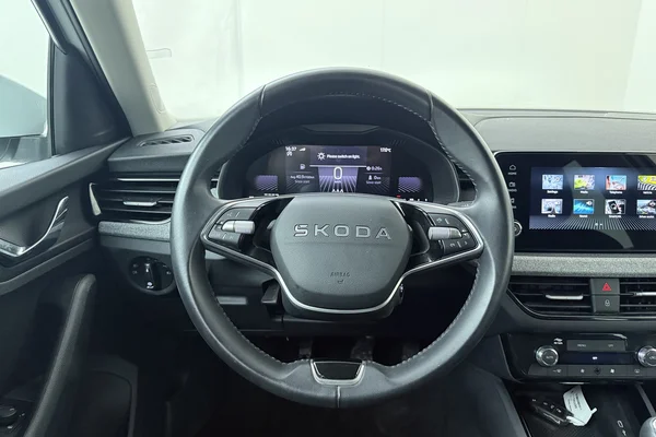 Skoda Kamiq (2025) — foto 2 van 18