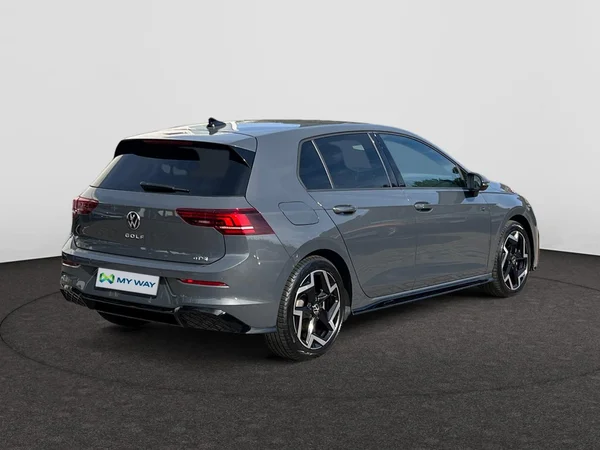 VOLKSWAGEN Golf VIII (2025) — foto 10 van 24