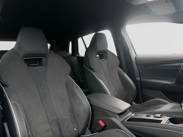 SKODA Elroq (2025) — foto 18 van 18