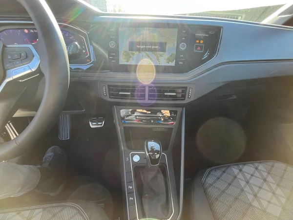 VOLKSWAGEN Taigo (2026) — foto 2 van 24