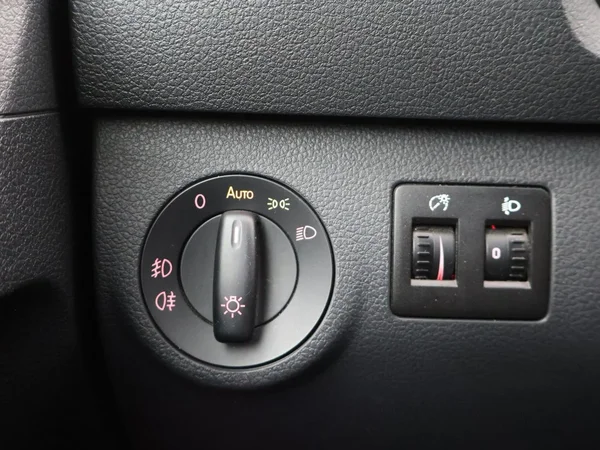 Volkswagen Caddy (2018) — foto 5 van 28