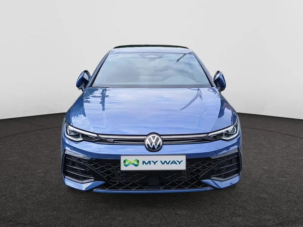VOLKSWAGEN Golf VIII (2026) — foto 7 van 14