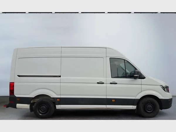 Volkswagen Crafter 35 Fourgon Mwb Hr (2021) — foto 21 van 26