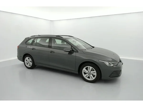 VOLKSWAGEN Golf VIII SW (2022) — foto 36 van 36