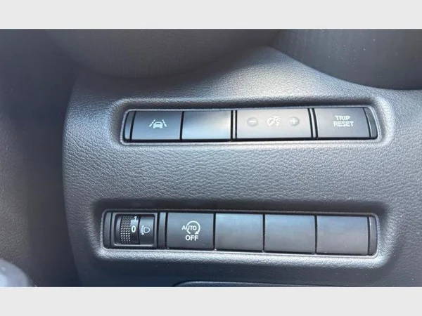 Nissan JUKE (2020) — foto 5 van 25
