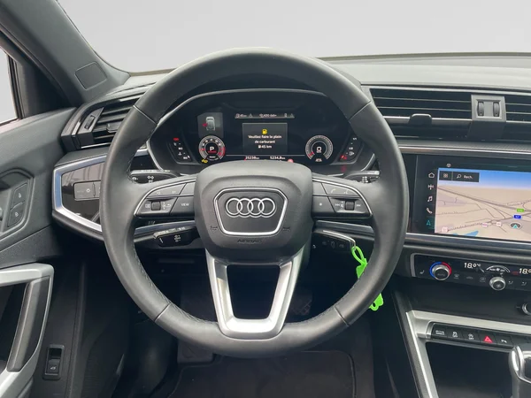 AUDI Q3 Sportback (2024) — foto 6 van 21