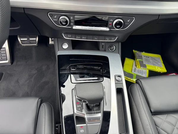 AUDI Q5 Sportback (2025) — foto 3 van 19