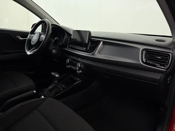 KIA Rio (2022) — foto 3 van 26