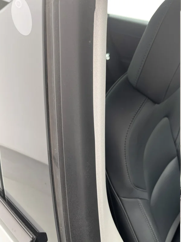 Tesla Model 3 (2023) — foto 73 van 83
