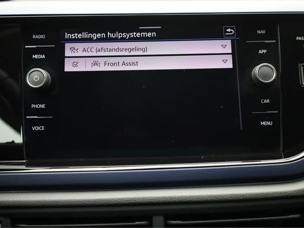 VOLKSWAGEN Polo (2021) — foto 10 van 20
