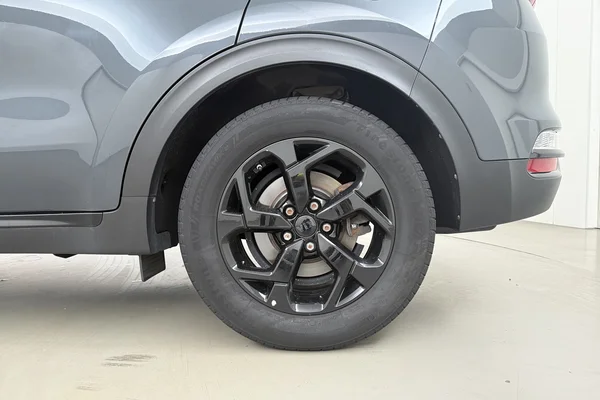Kia Sportage (2021) — foto 17 van 20