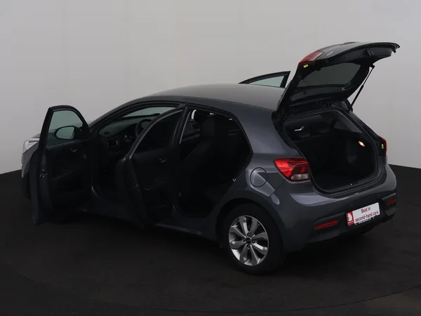 KIA Rio (2021) — foto 25 van 26