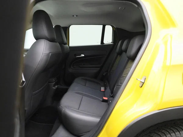 Jeep Avenger (2024) — foto 6 van 25